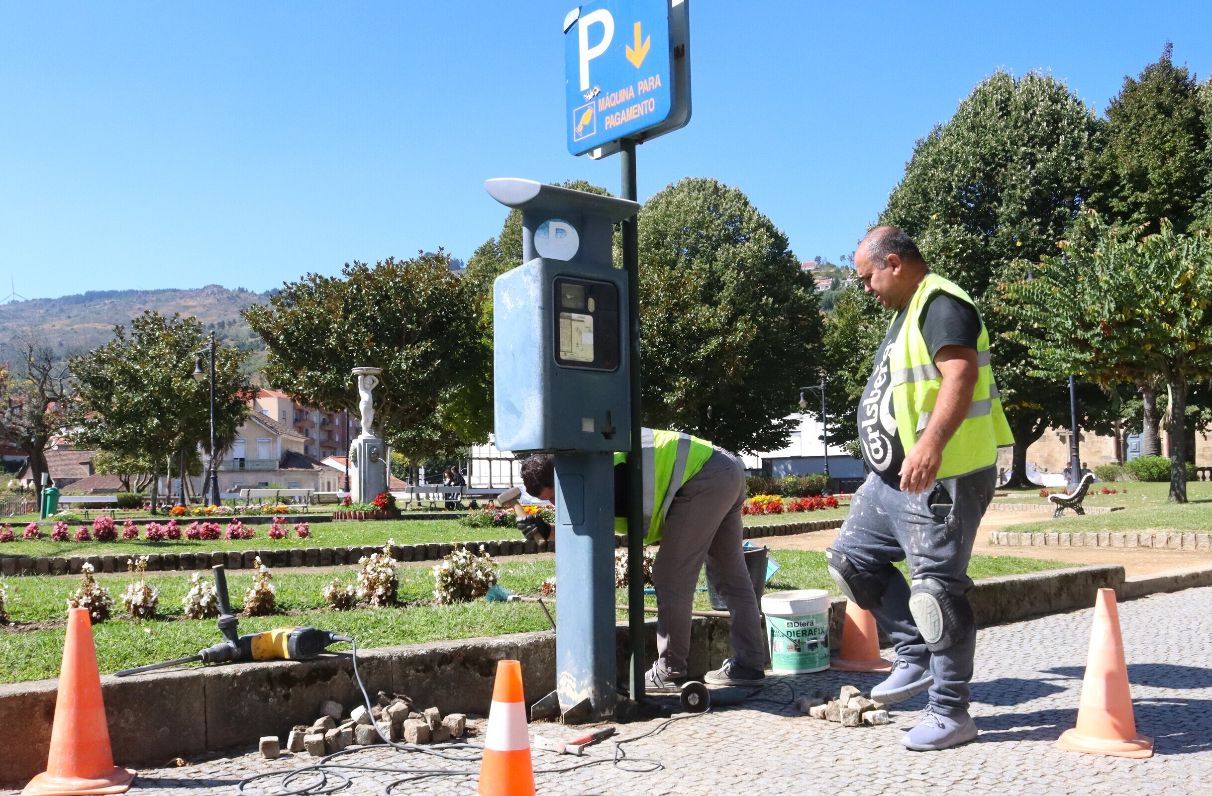 Lamego remove equipamentos de cobrança de estacionamento