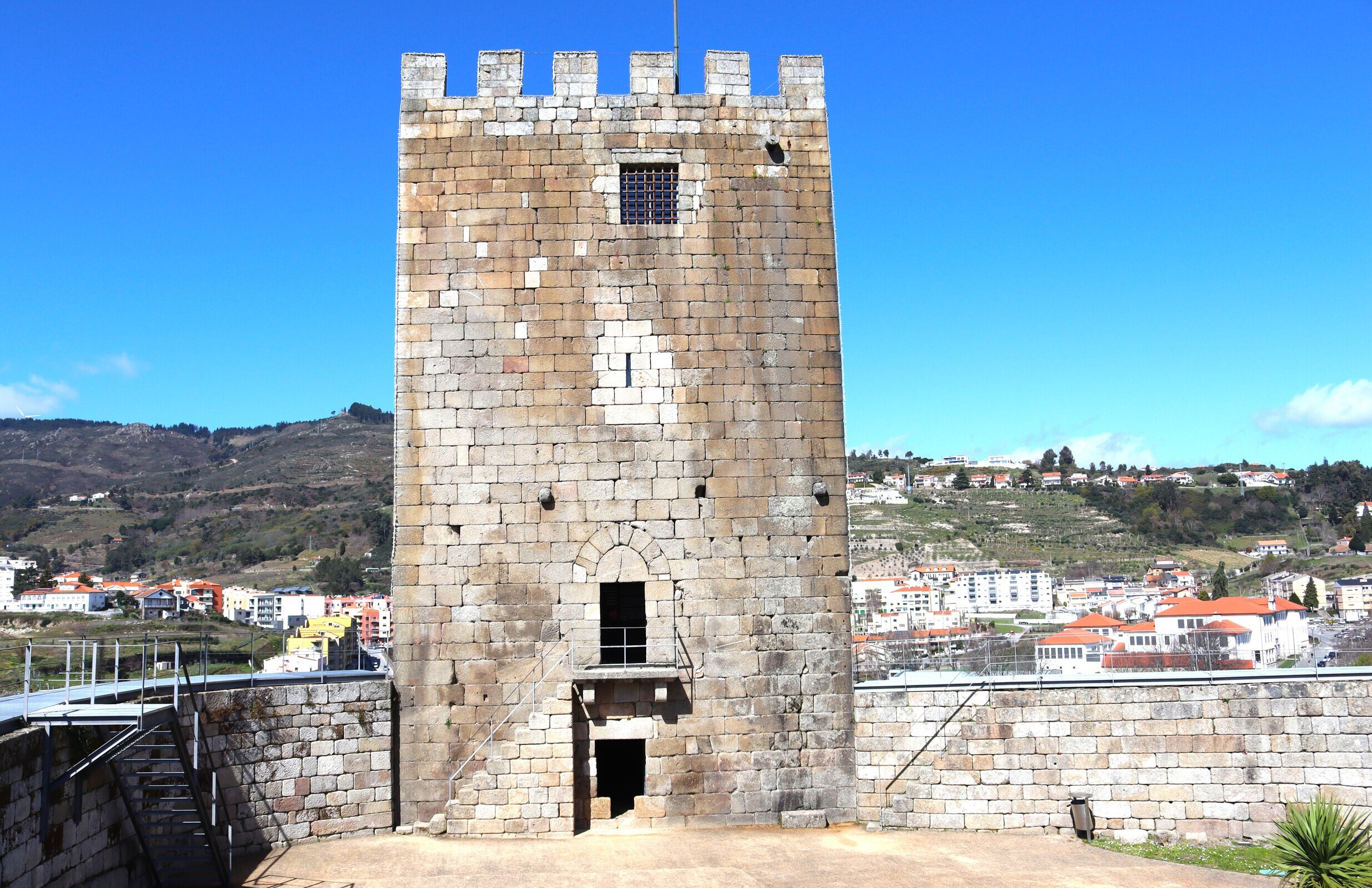 Intervenções encerram temporariamente equipamentos culturais